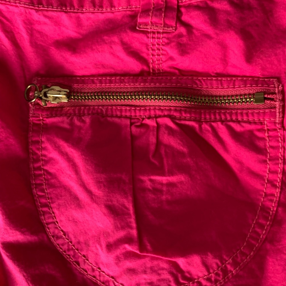 Express Shorts - Picture 8 of 8